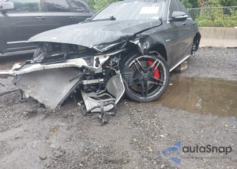 2015 Mercedes-Benz C 63 Amg S from USA, damaged, VIN 55SWF8HB0FU083208